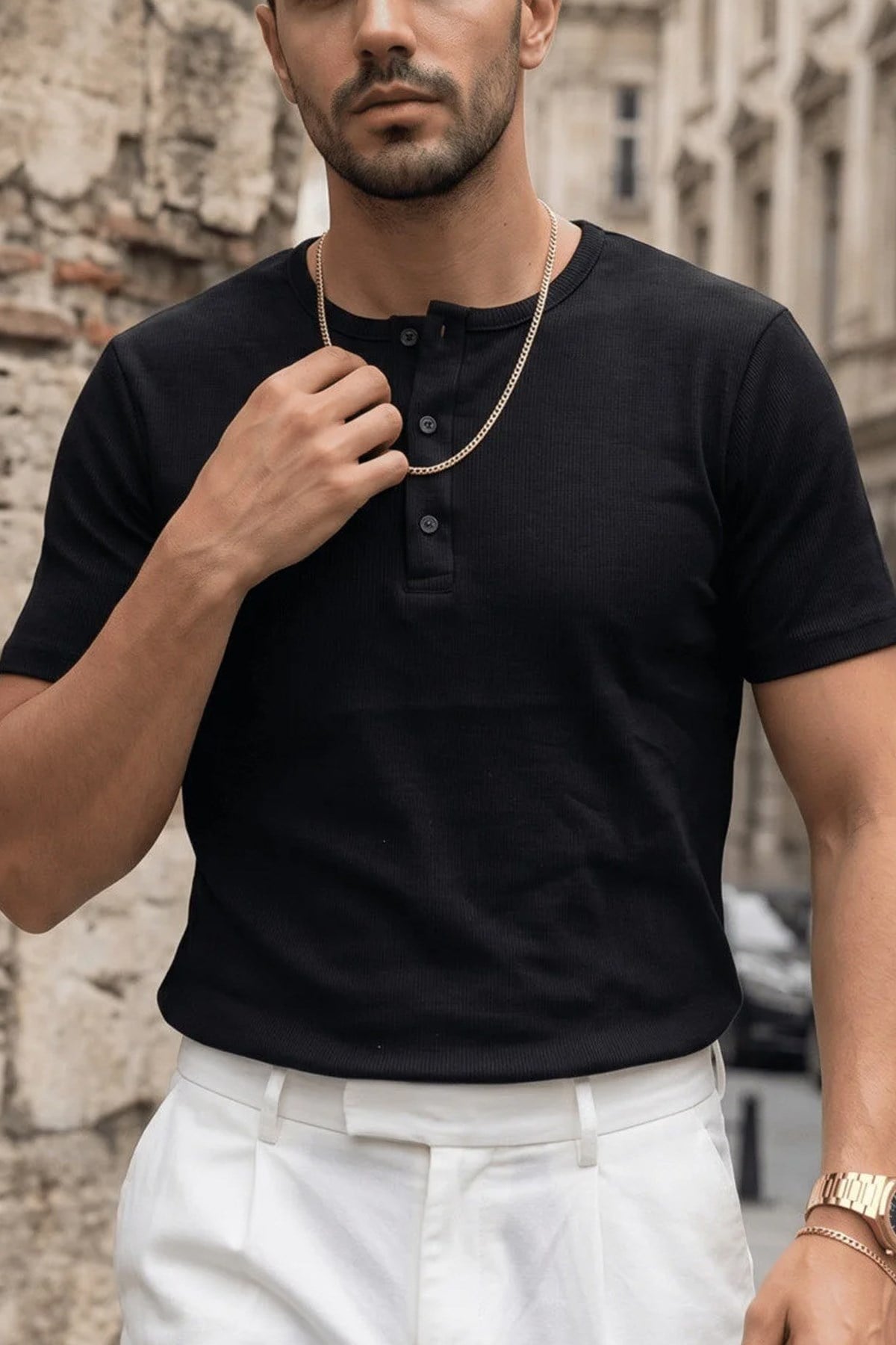 Erkek Siyah Henley Yaka Tişört Üç Düğmeli Patlı Fitilli Regular T-shirt