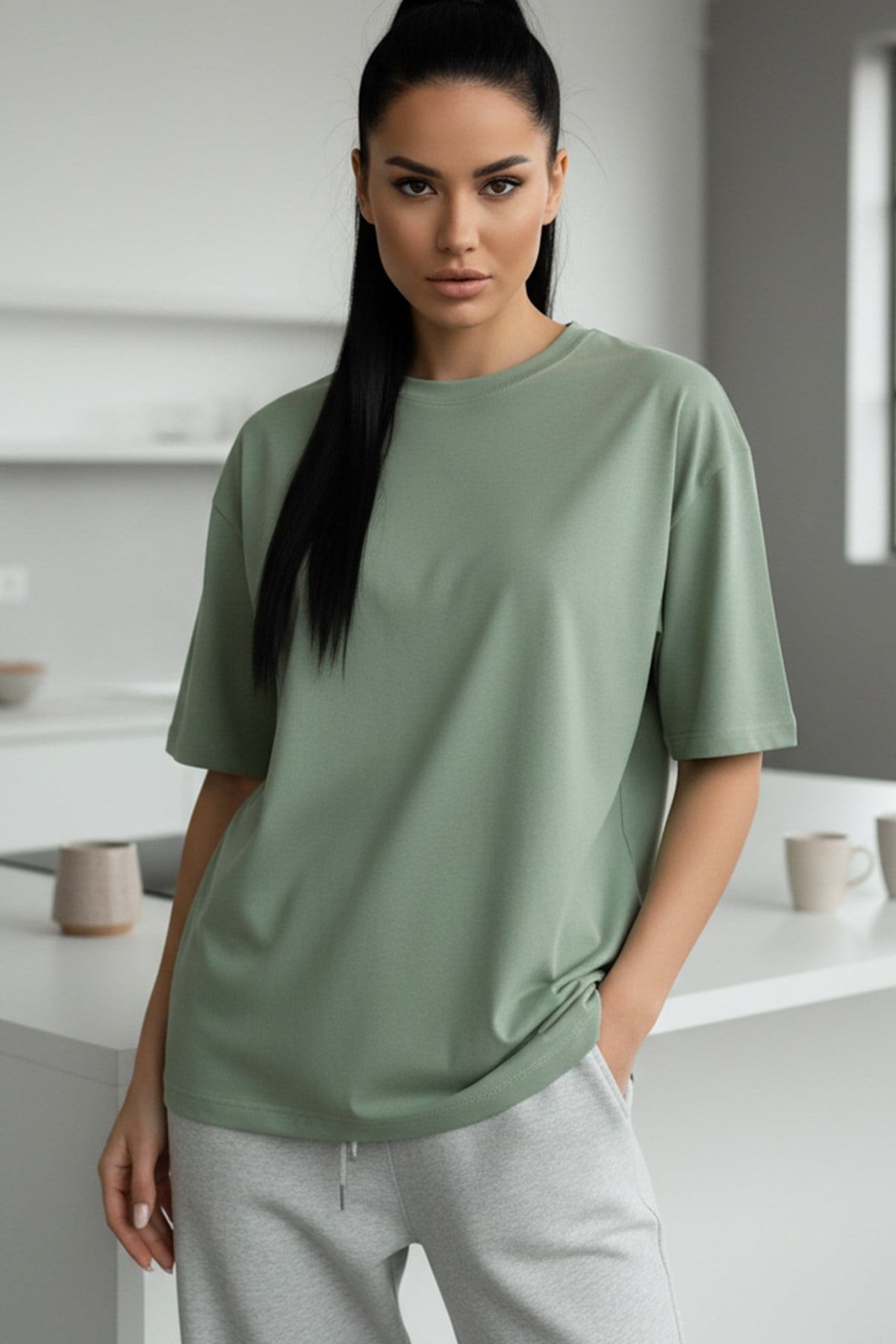 Kadın Açık Yeşil Basic Düz Baskısız Oversize Salas Boyfriend T-Shirt