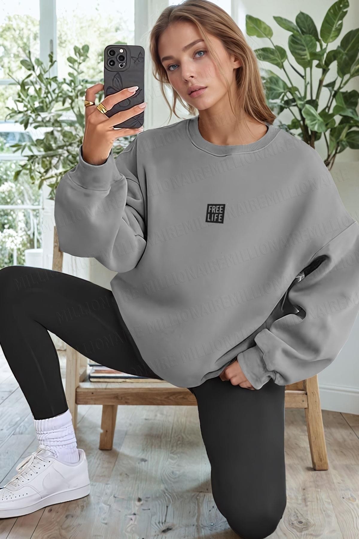 Kadın Koyu Gri Free Life Baskılı 0 Sıfır Yaka Oversize Salaş Bol Kesim Polar Sweatshirt
