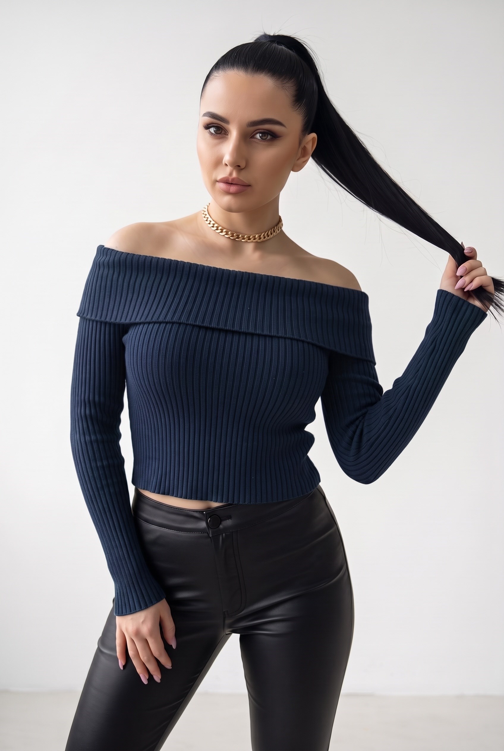 Kadın Lacivert Madonna Yarı Crop Fitilli Bluz Kazak