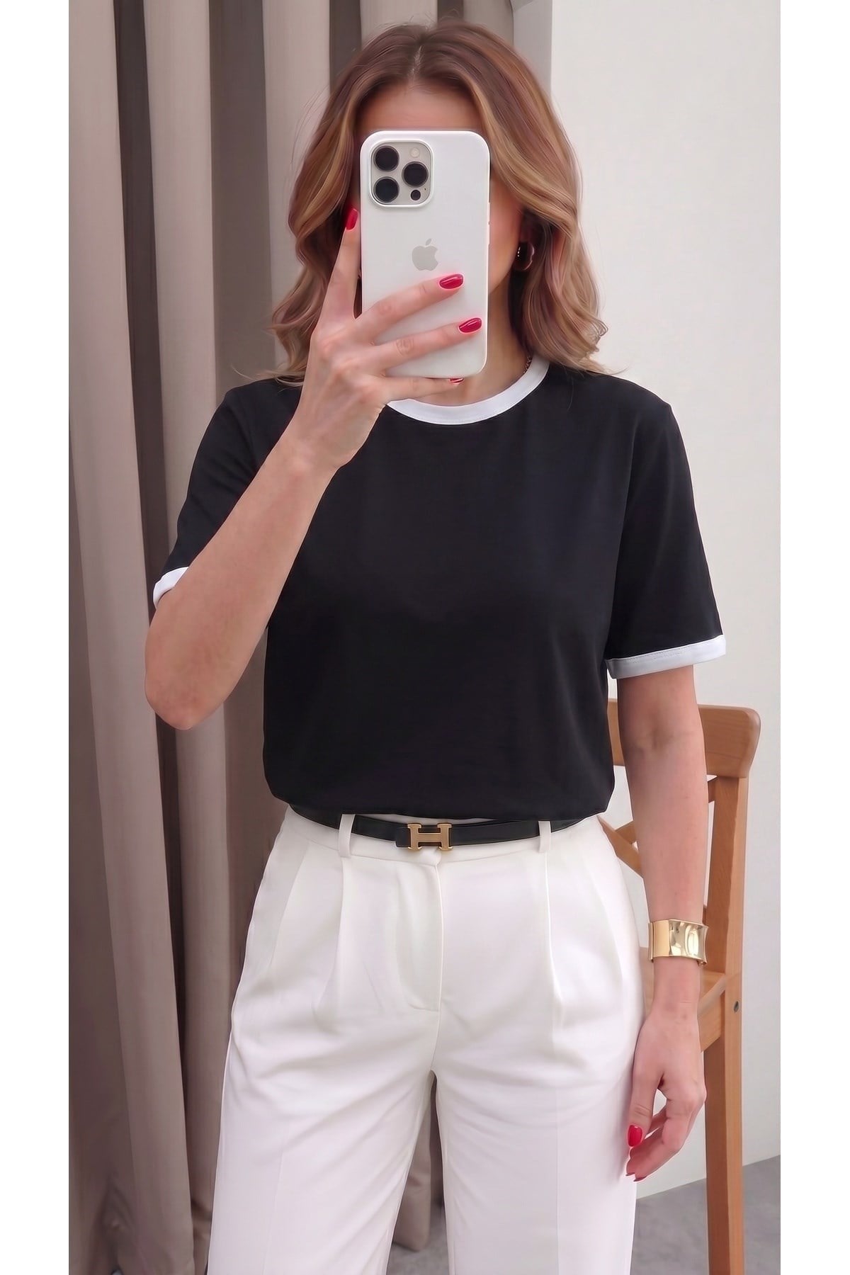 Kadın Siyah Beyaz Biye Garnili Orta Kalın Kumaş Bisiklet Yaka Yarım Oversize Salaş T-shirt