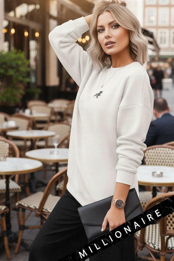 Kadın Siyah Geometrik Geyik Baskılı Kalın Soft 3 İplik Şardonlu 0 Sıfır Yaka Oversize Salaş Sweat