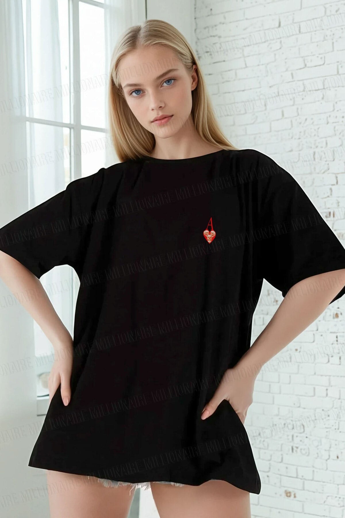 Kadın Siyah Kupa As Kuru Kafa Oversize Fit Bol Geniş Kalıp Salaş Kesim T-shirt