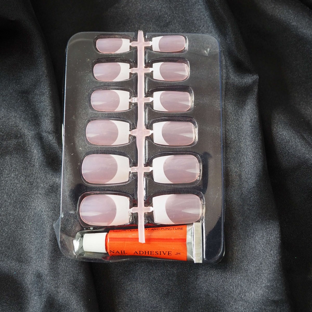 12'li Takma Tırnak Pembe