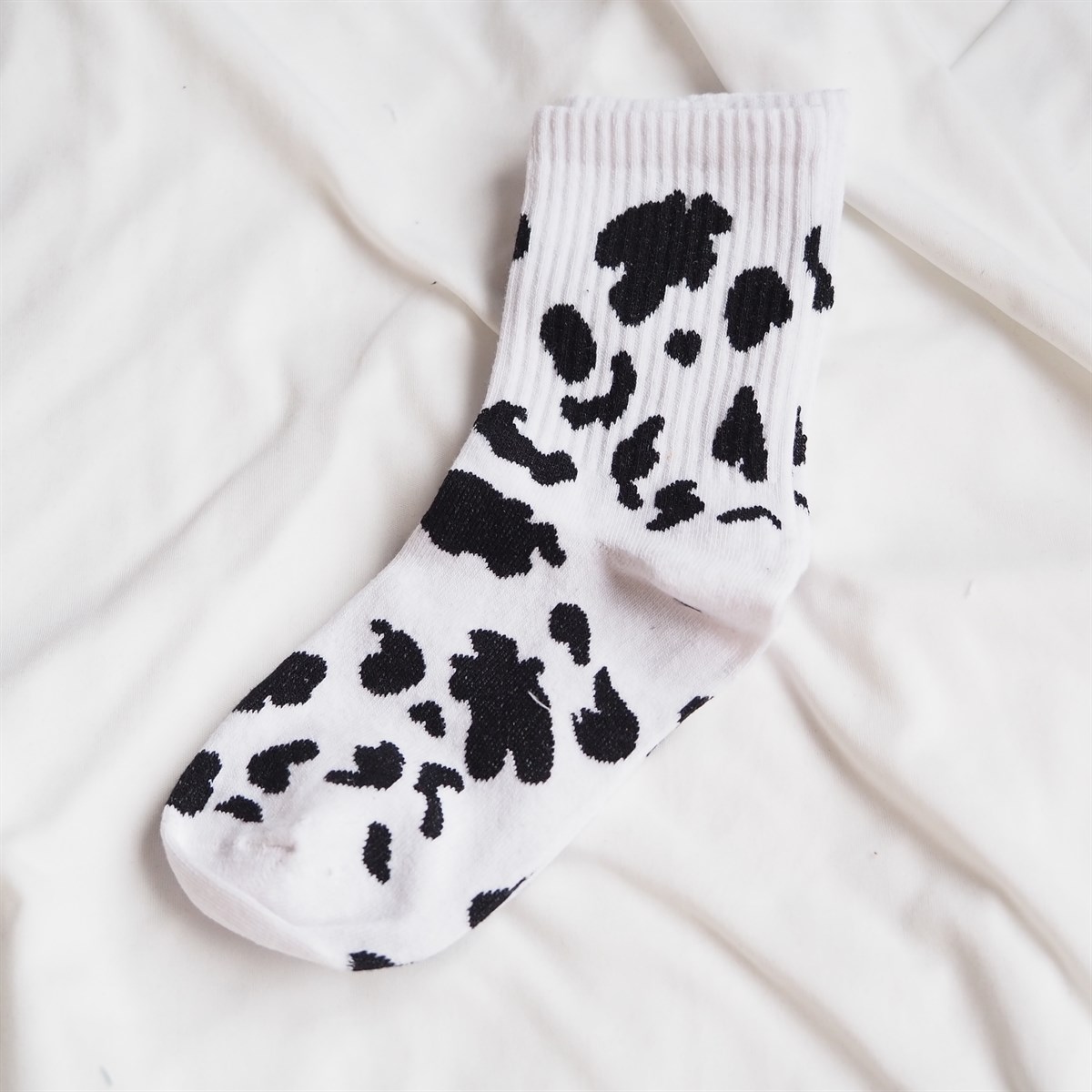 İnek Desenli Çorap
