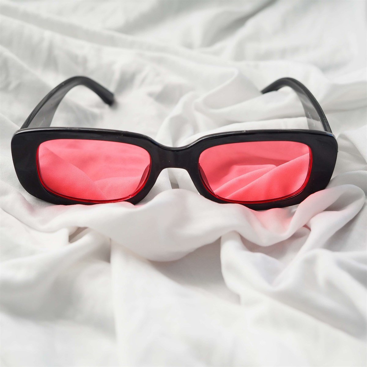 Kemik Çerçeve Black Red Güneş Gözlüğü