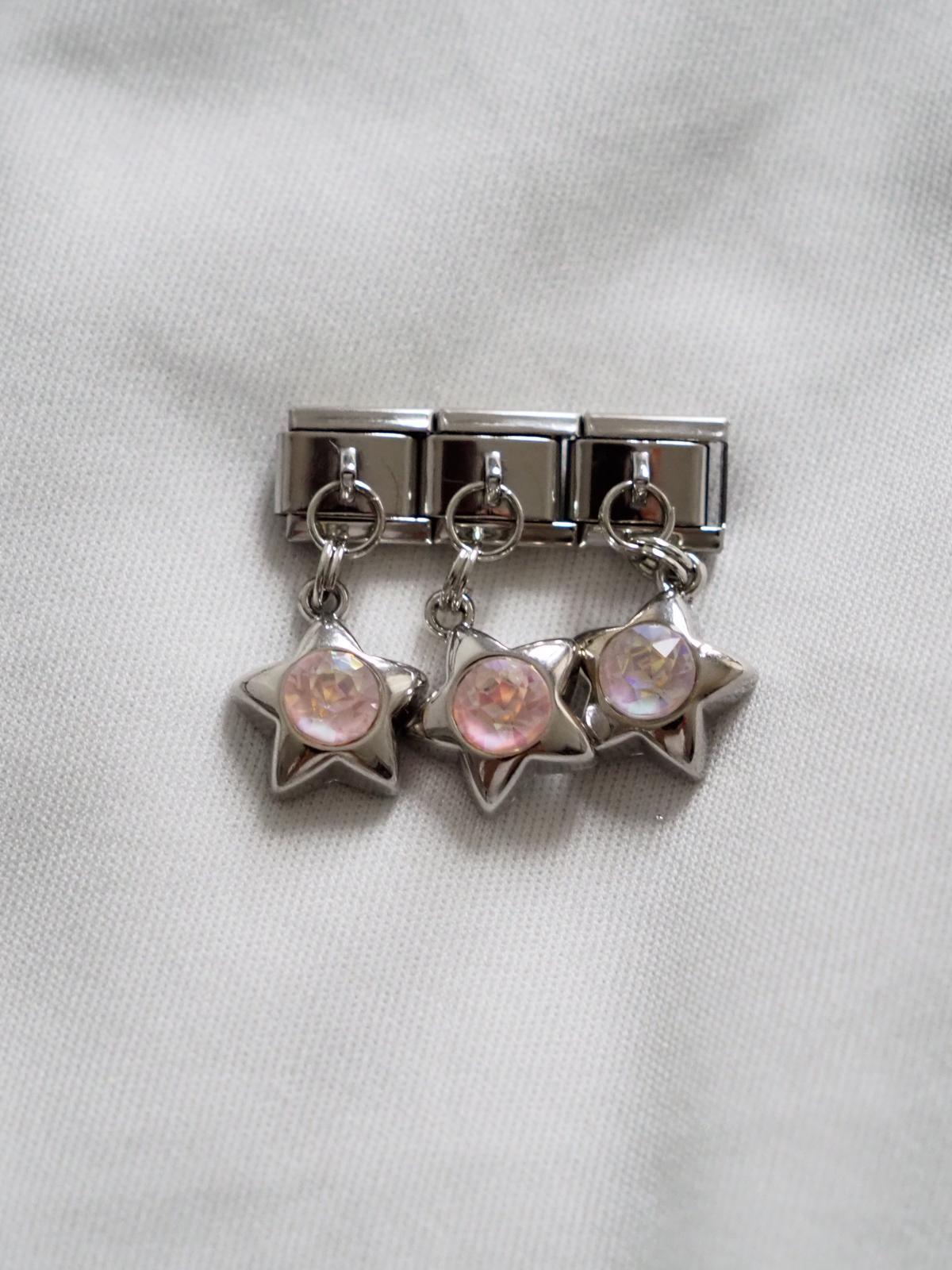 Sallantılı Holografik Yıldız İtalyan Charm