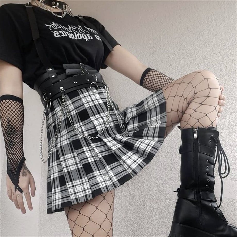 Siyah Beyaz Ekoseli Pileli Etek