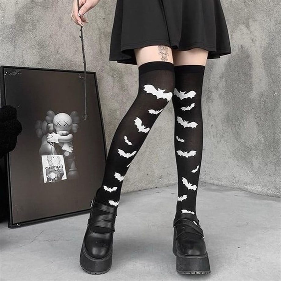 Yarasalar Old School Siyah Diz üstü Çorap