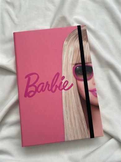 Barbie Cool Lastikli Sert Kapak Defter