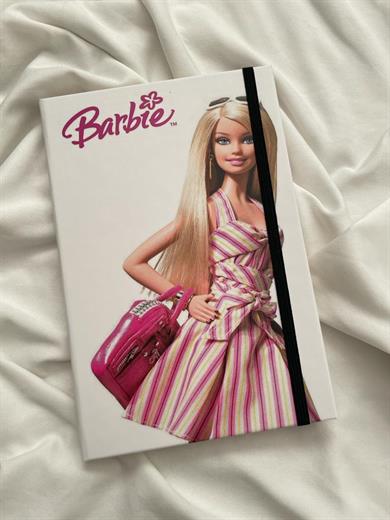 Barbie Outfits Lastikli Sert Kapak Defter
