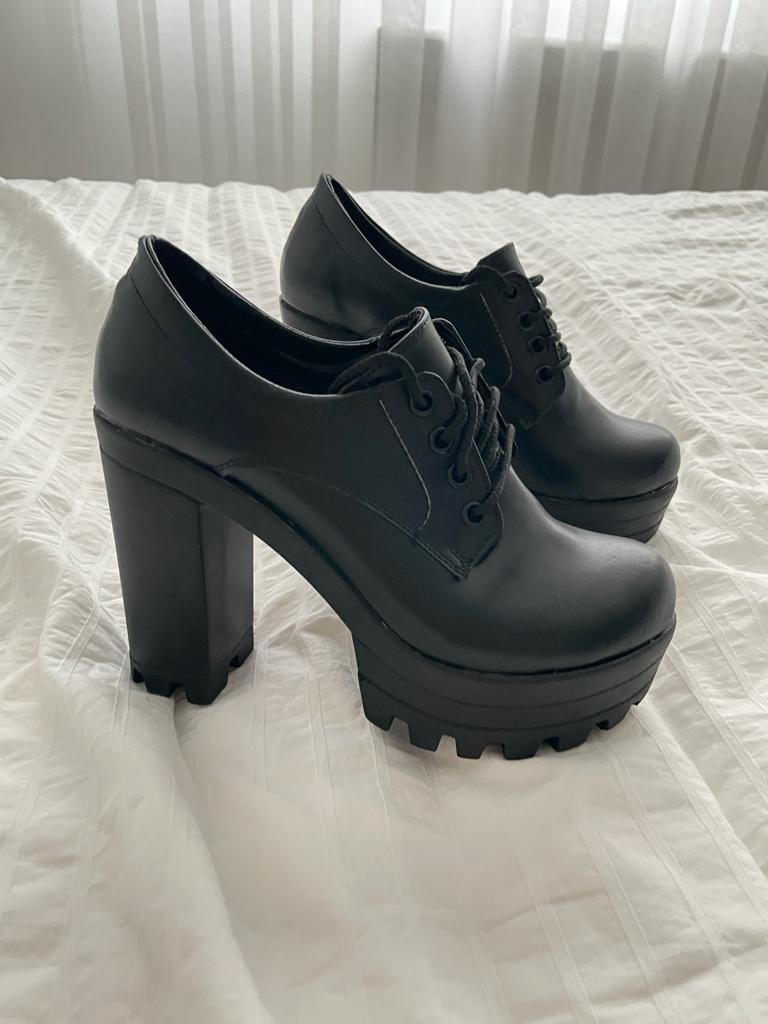 Bağcıklı Yüksek Platform Topuklu Japon Style Ayakkabı