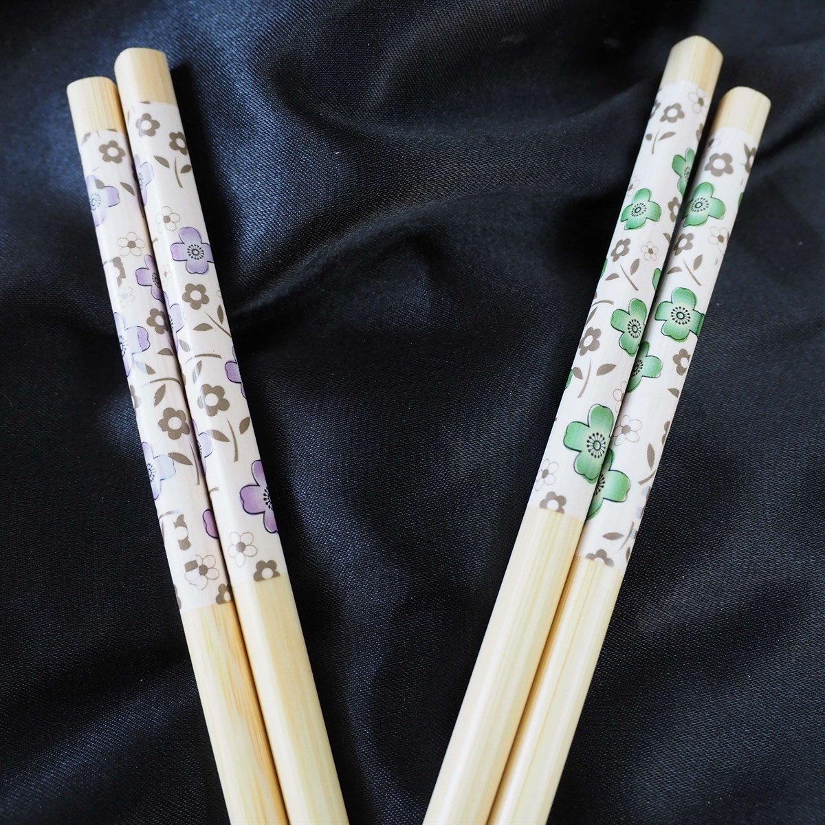 Beyaz Çiçel Desenli Bambu Chopstick 2'li