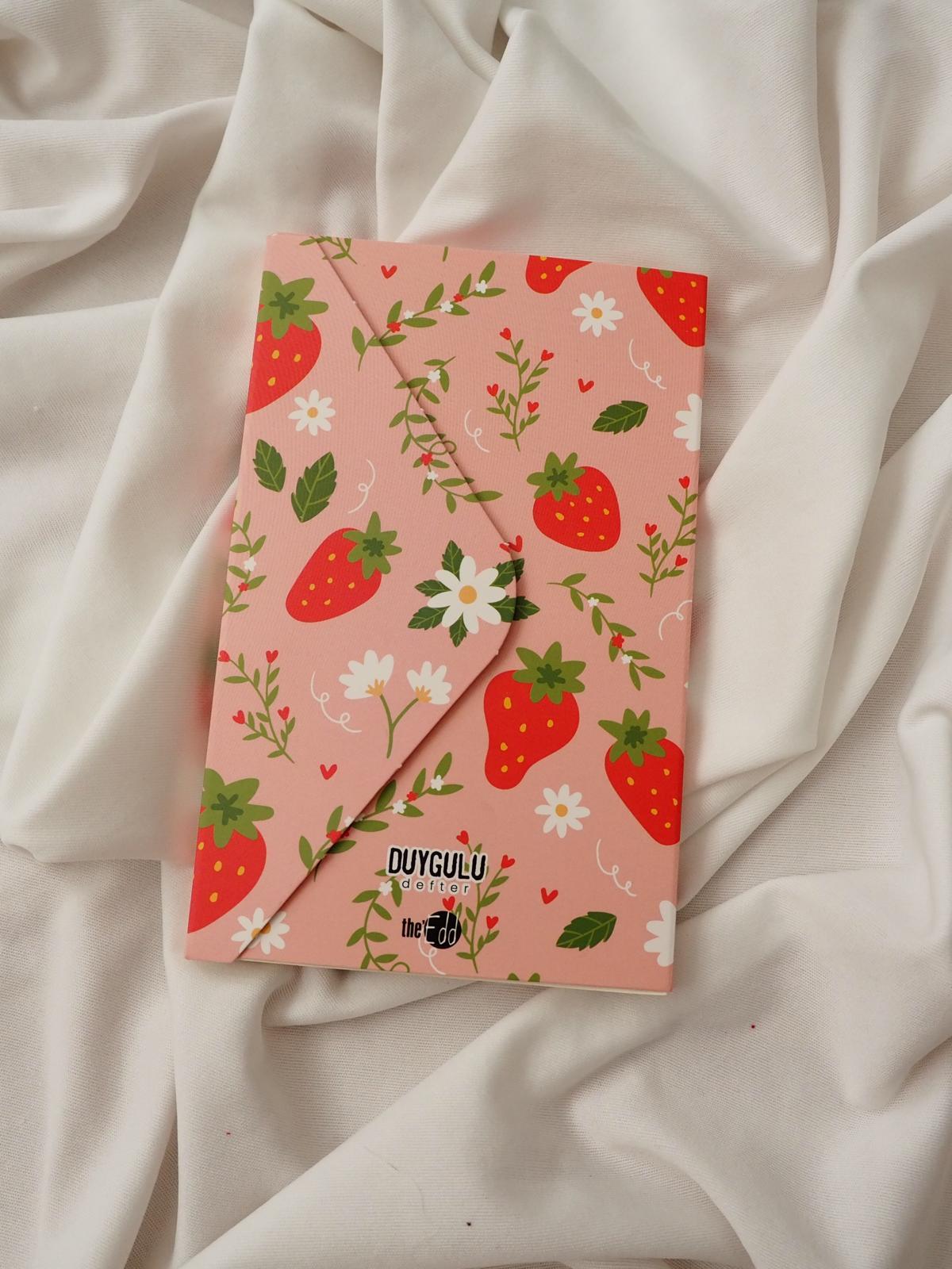 Çilek Zarf Tasarımlı Defter 