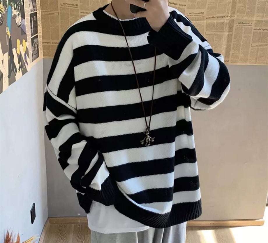 Çizgili Triko Kazak