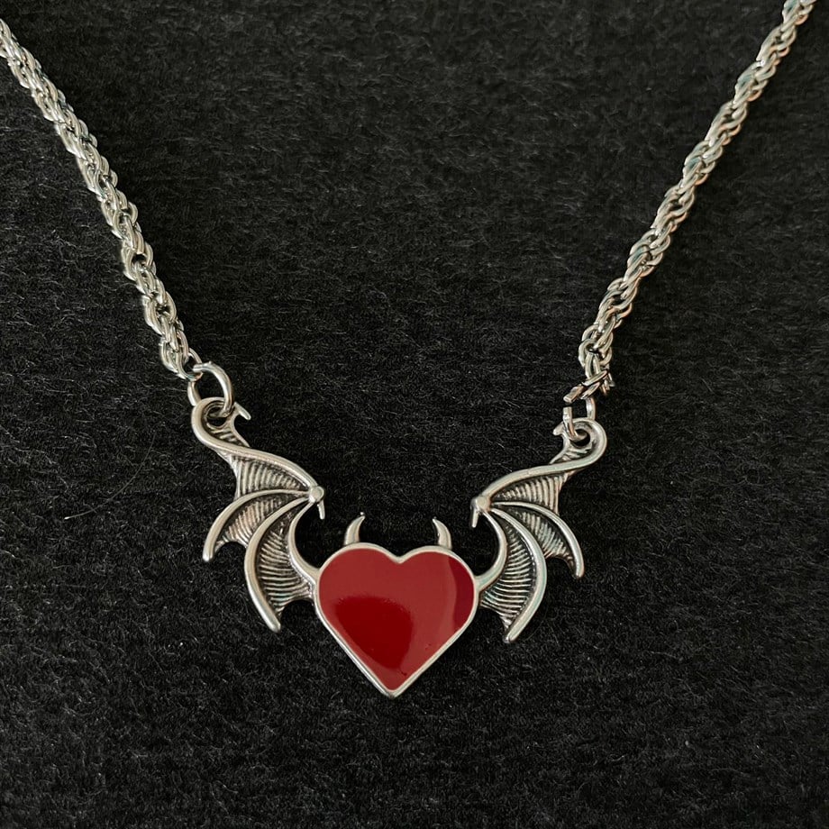 Devil Red Herat Kolye