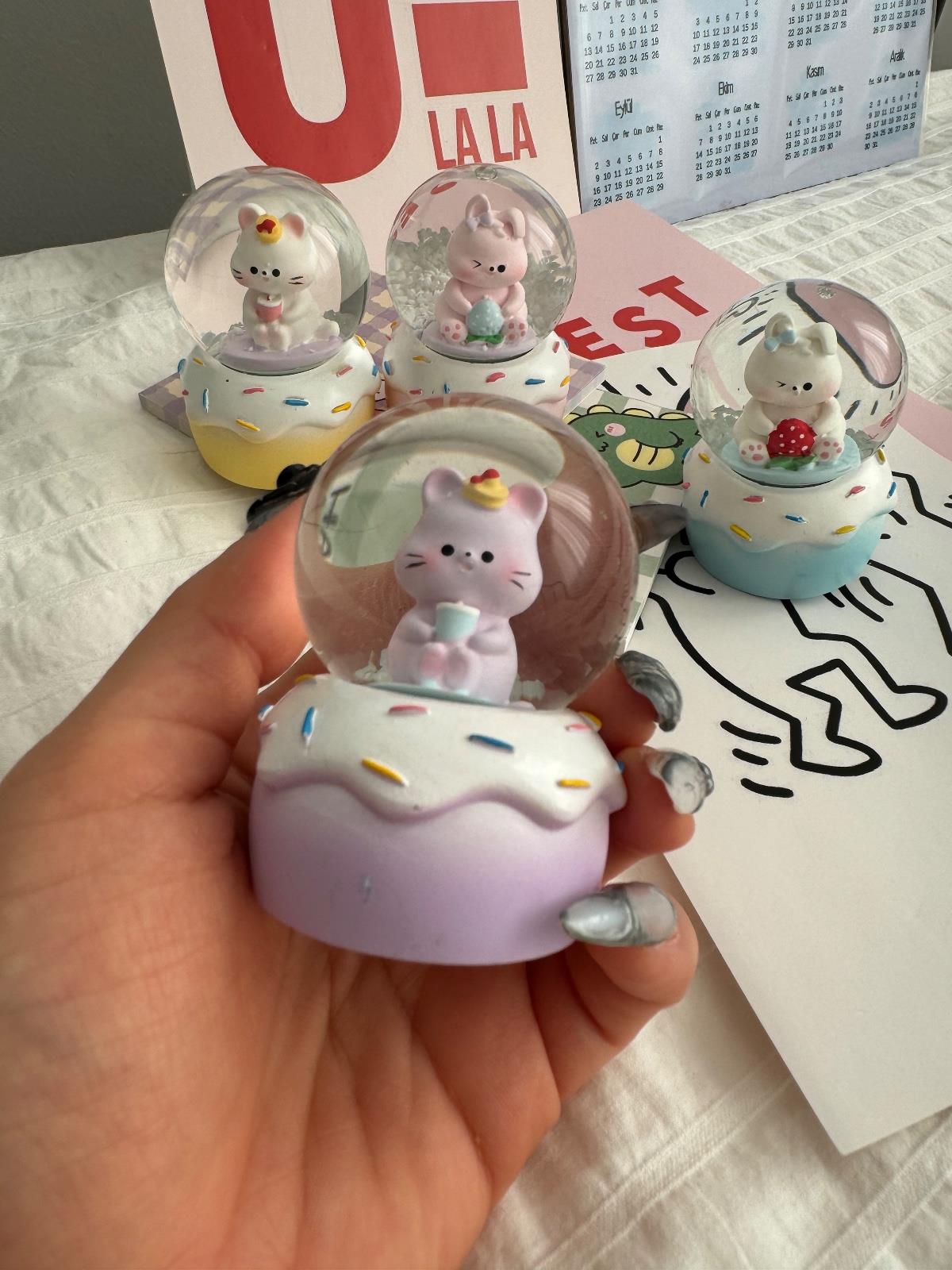 Donut Animal Mini ışıklı Kar Küresi