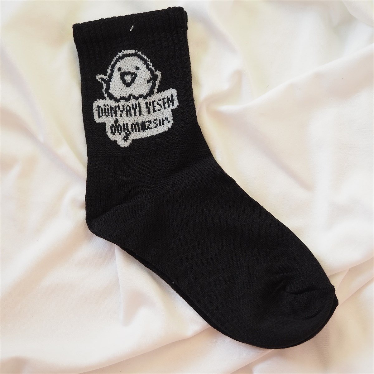 Dünyayı Yesen Doymazsın Çorap