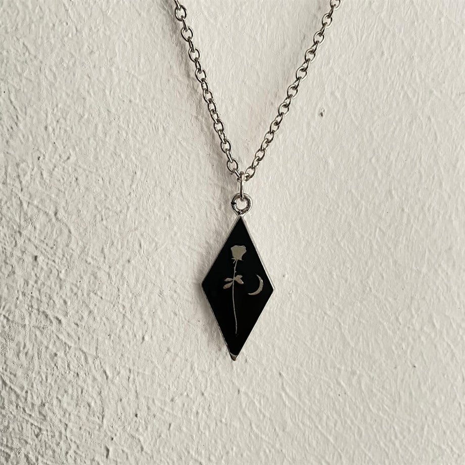 Flower and Moon Kolye