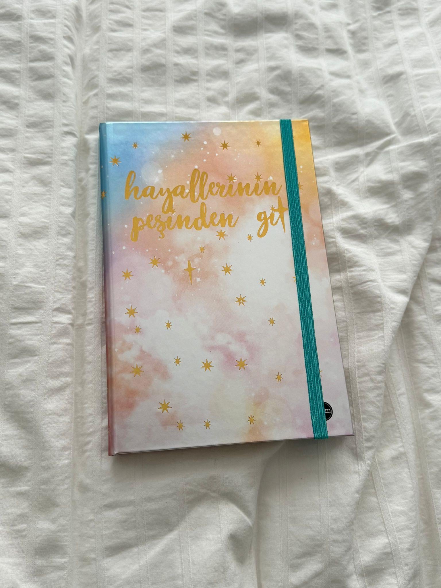 Hayallerinin Peşinden Git Metalik Kapak Lastikli Defter