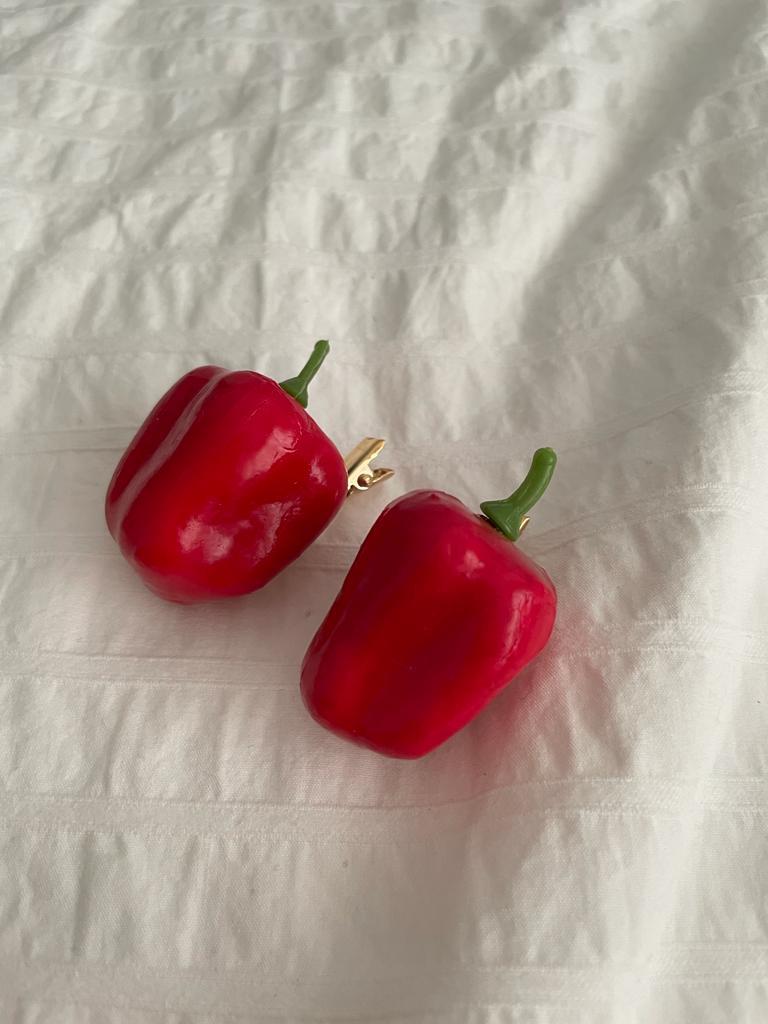 Kırmızı Dolmalık Biber Realistik Pens Toka