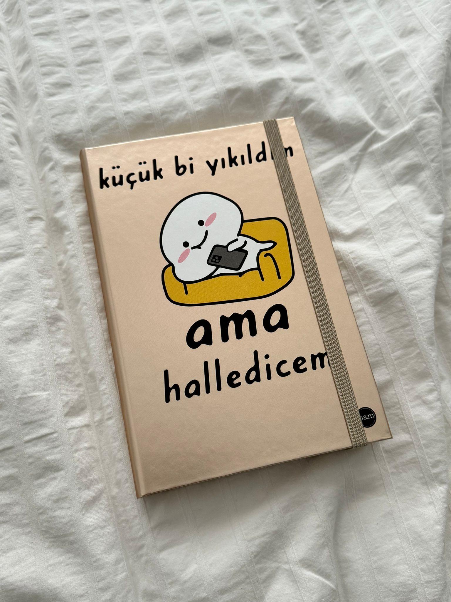Küçük Bi Yıkıldım Ama Halledicem Metalik Kapak Lastikli Defter