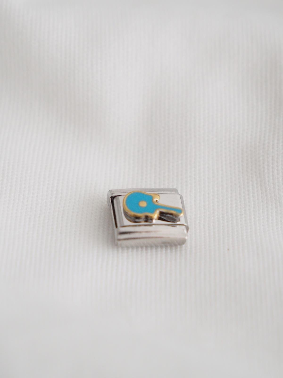 Mavi Gitar İtalyan Charm