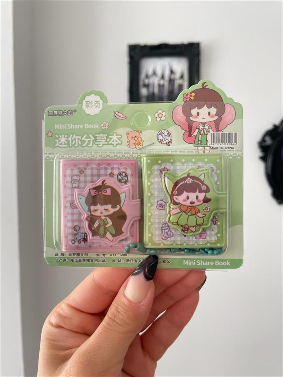 Mini Cırt Kapaklı Mini Anahtarlık Tasarımlı Defter