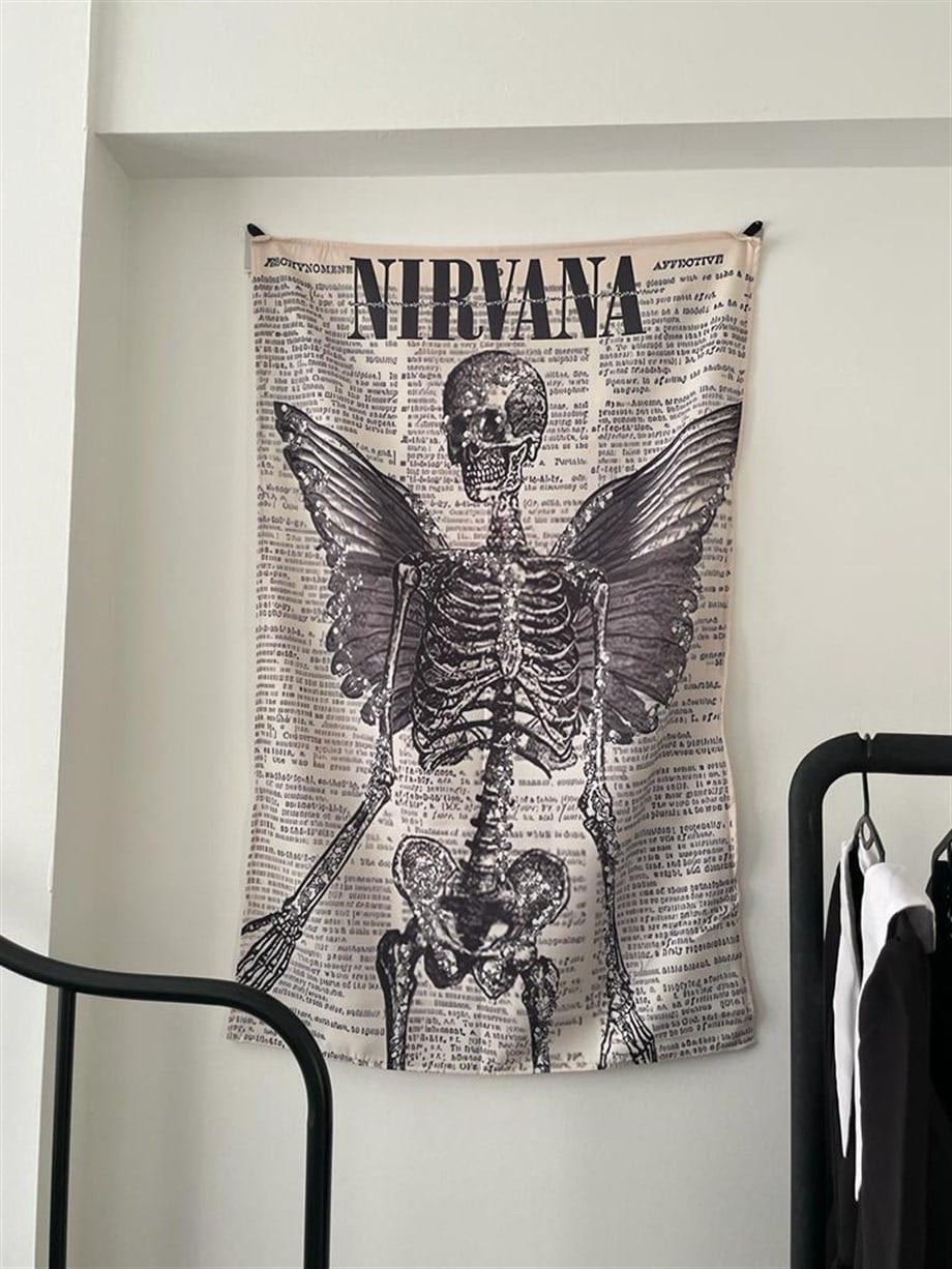 Nirvana Skelton Duvar Örtüsü - Wall Tapestry I 70 x 100 cm