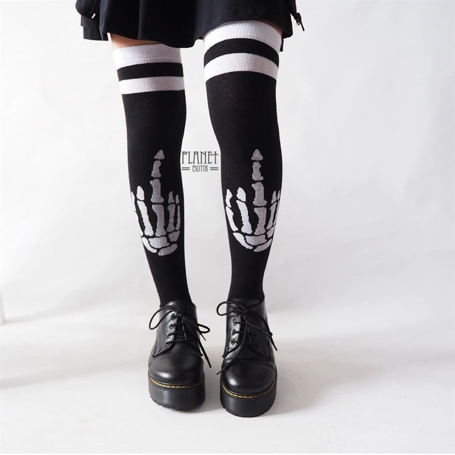 Orta Kemik Parmak Diz Üstü Çorap