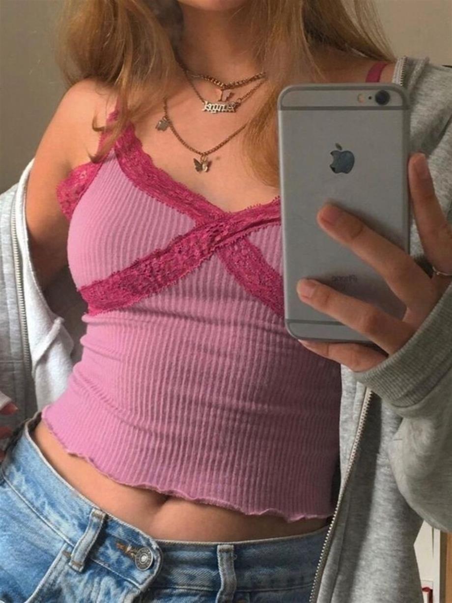 Pembe Dantel Crop