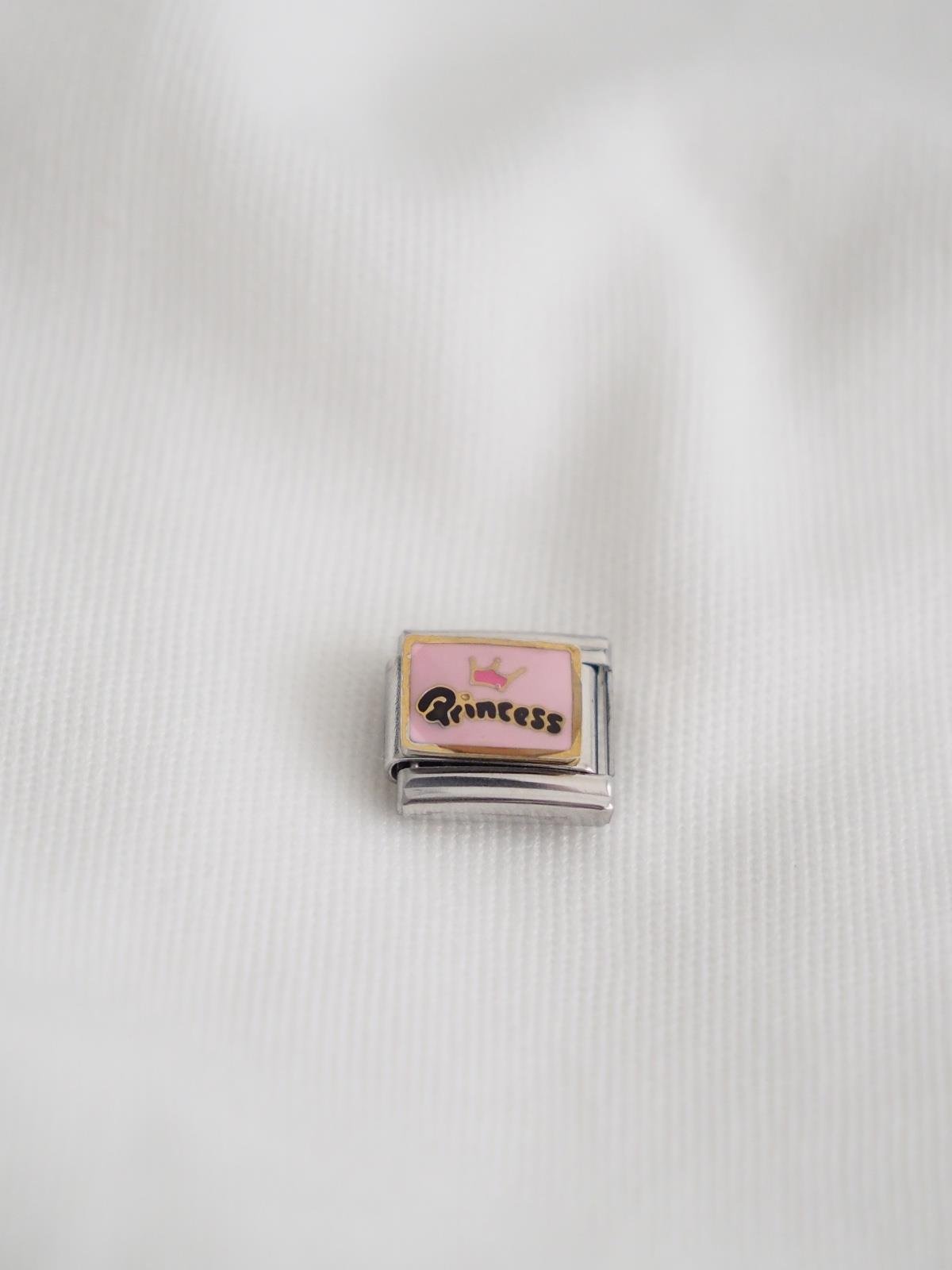 Pembe Princess İtalyan Charm