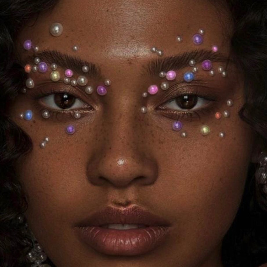 Renkli İnciler Vucüt ve Yüz Maktaj Taşı Yapışkanlı