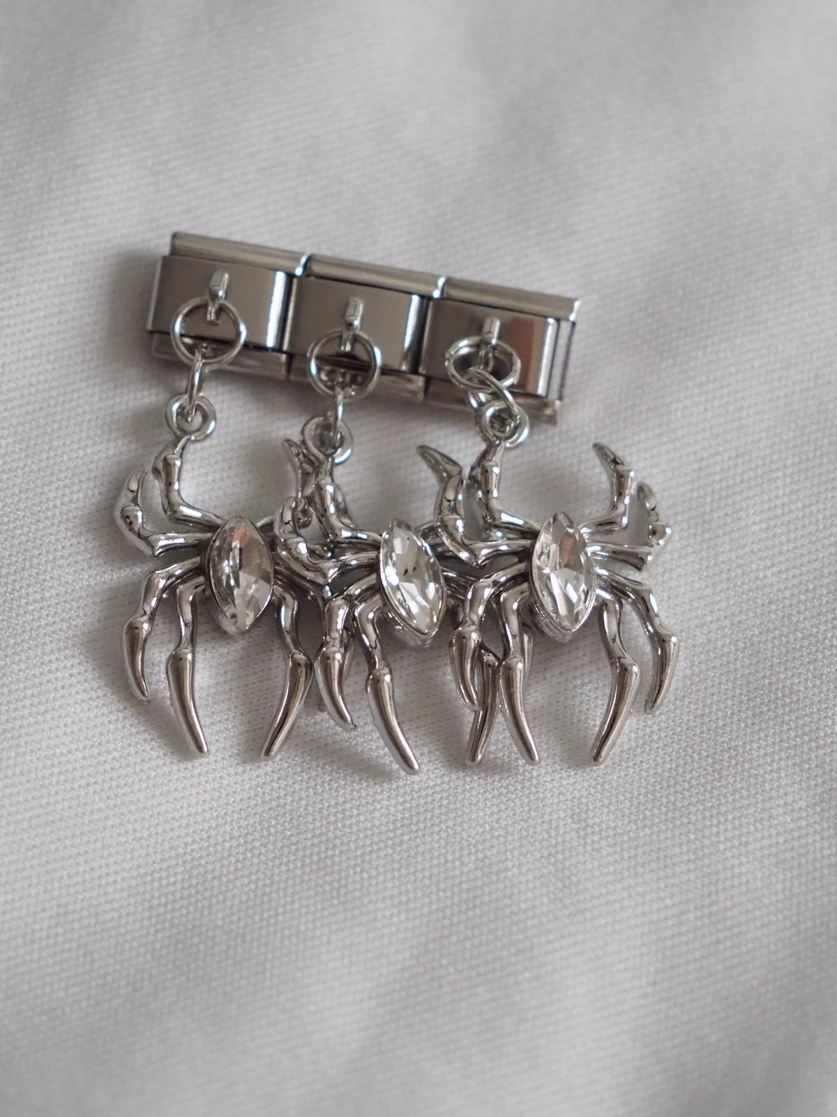 Sallantılı Silver Spider İtalyan Charm