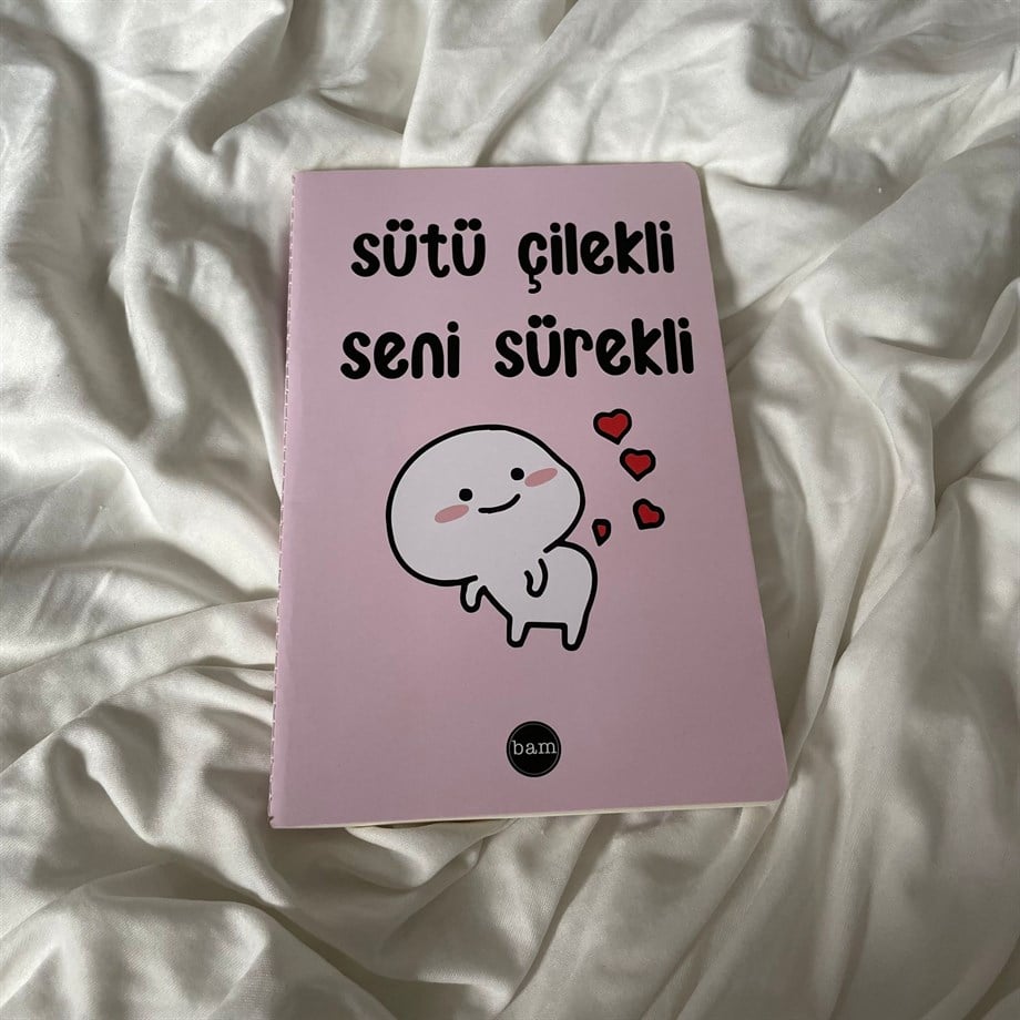 Sütü Çilekli Seni Sürekli Terzi Dikişli Defter
