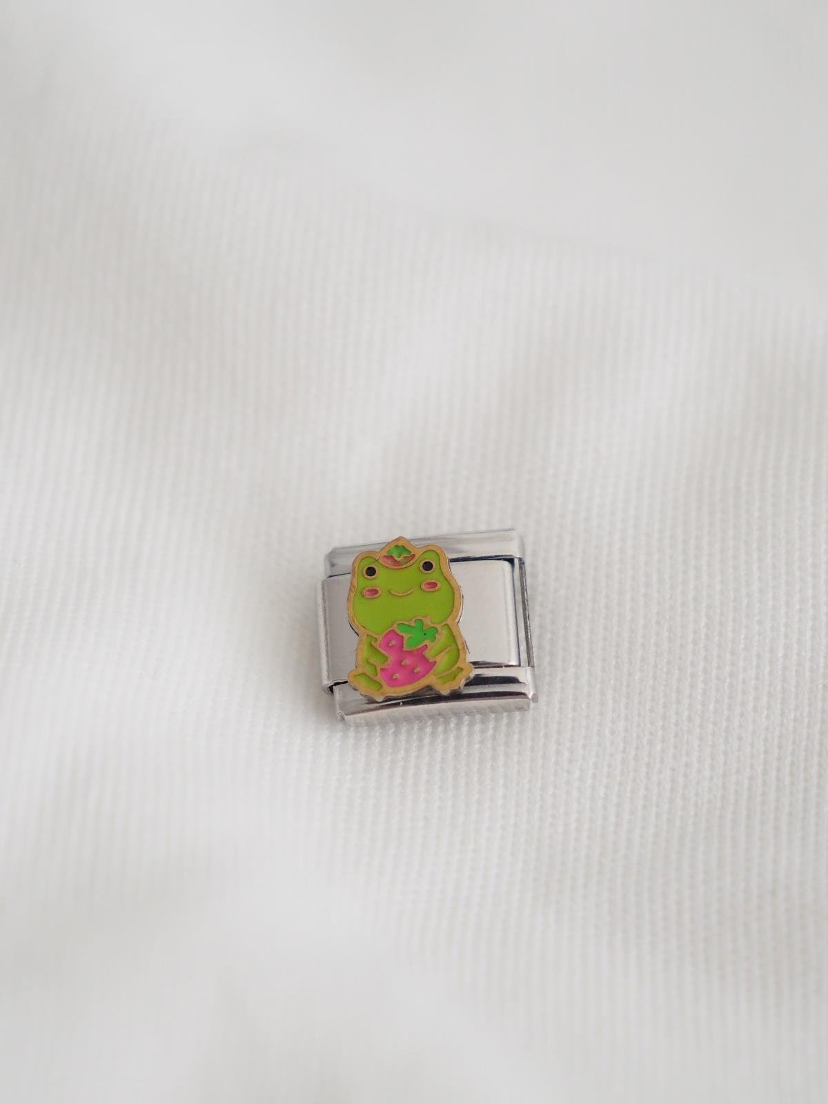 Yeşil Kurbağa İtalyan Charm