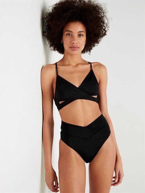 Askılı Bikini Üstü