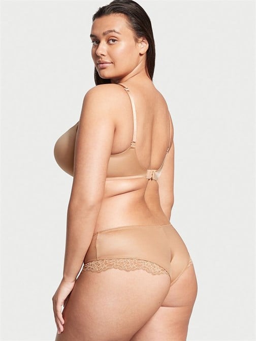 Bombshell 2 Beden Büyük Gösteren Push-Up Sütyen