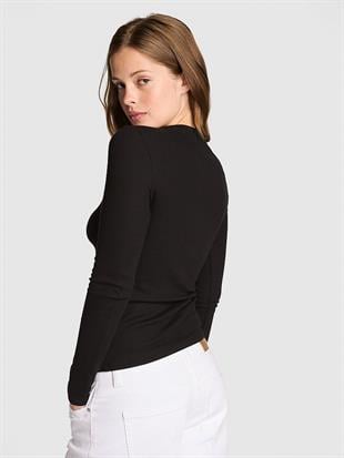 Çıtçıtlı Uzun Kollu Henley Üst