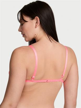 Dantelli Desteksiz Üçgen Bralet