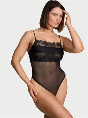 Dantelli Düz Yaka Bodysuit