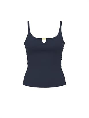 Dekolteli Charm Atlet