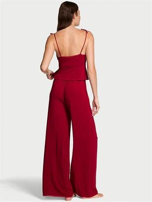 Modal Atlet ve Geniş Paça Pijama Takımı