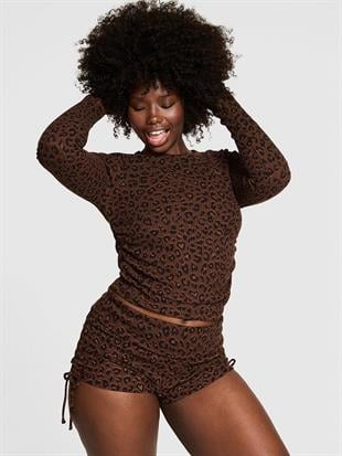 Uzun Kollu Waﬄe Üst