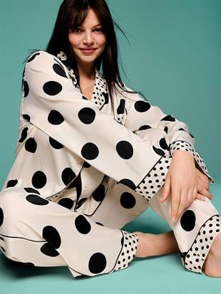 Victorias Secret Parlak Saten Uzun Pijama Takımı