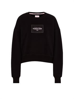 VSFS 26 Crop Sweatshirt
