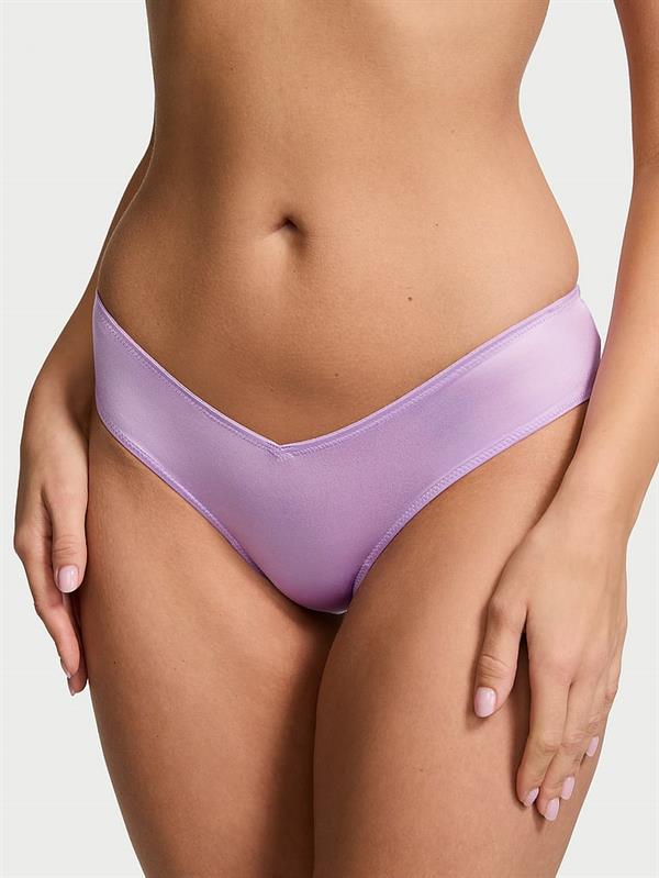 Arkası Askılı Derin Bacak Kesim Cheeky Külot