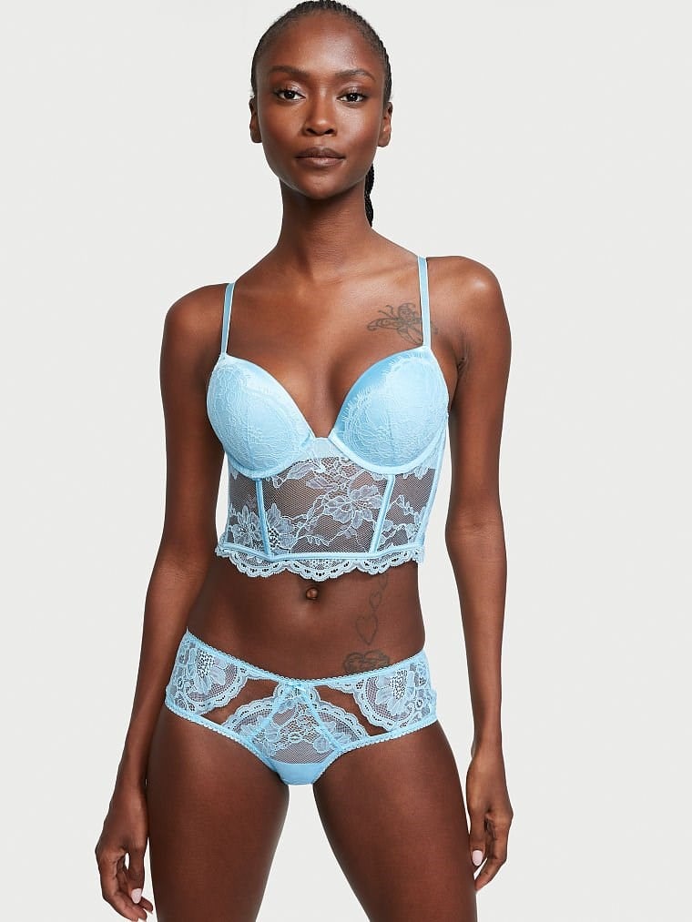 Miley Cyrus gey chuqurligida