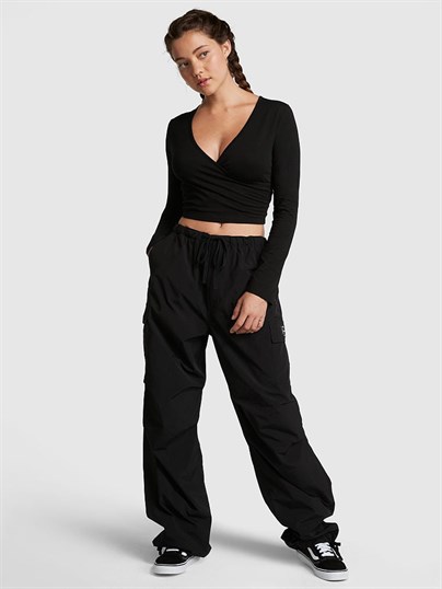 Chlöe x Halle Paraşüt Pantolon