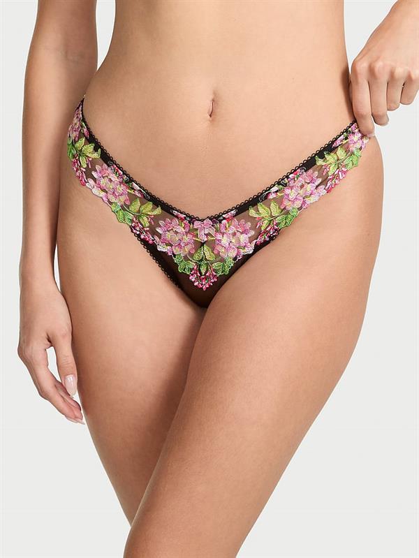 Çiçek İşlemeli Brazilian Külot